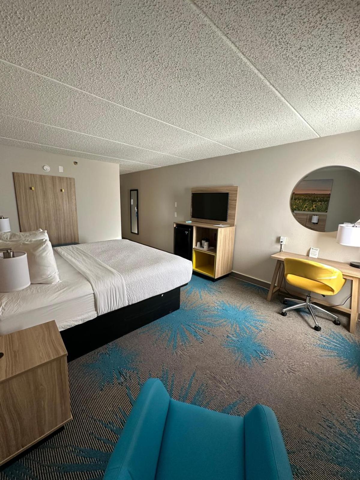 Days Inn By Wyndham Mandan Bismarck Area Exterior foto