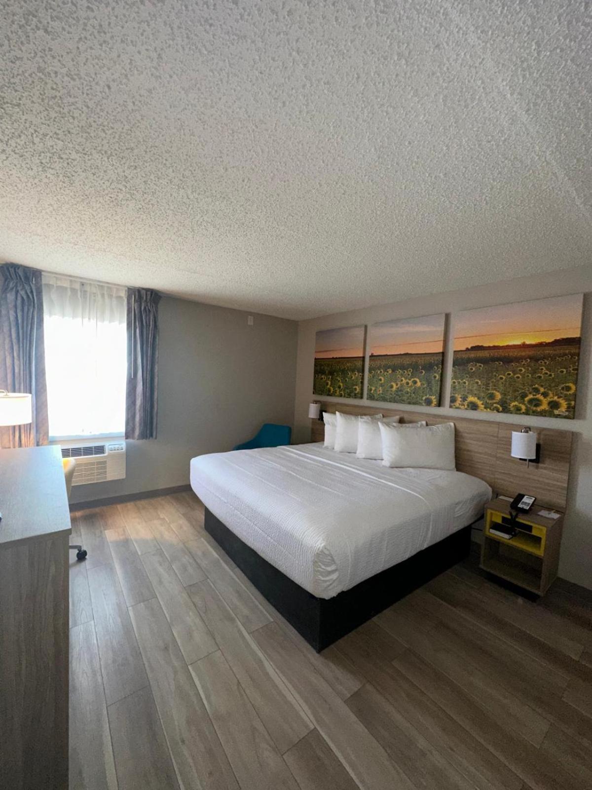 Days Inn By Wyndham Mandan Bismarck Area Exterior foto